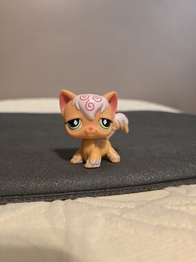 Littlest Pet Shop Orange Longhair Cat